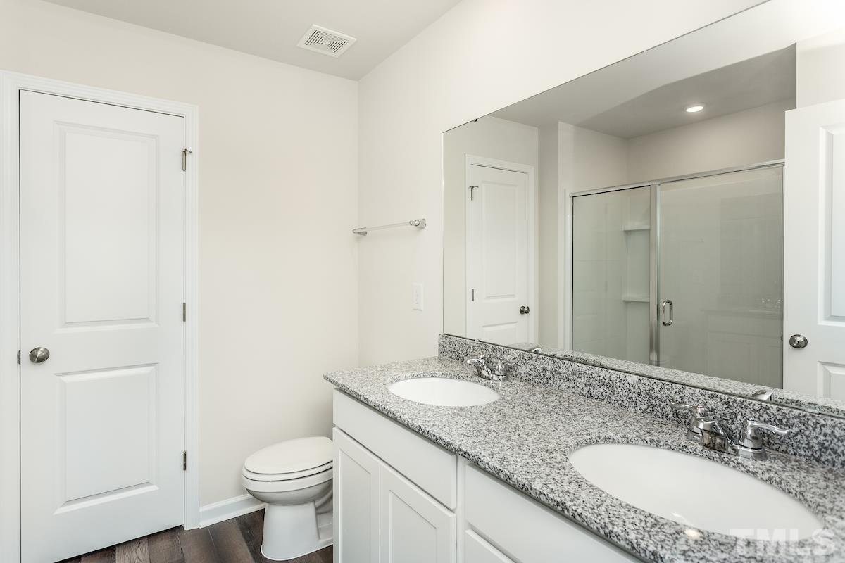1524 Gdn Psge Drive Raleigh, NC 27604 - Photo 5 of 11