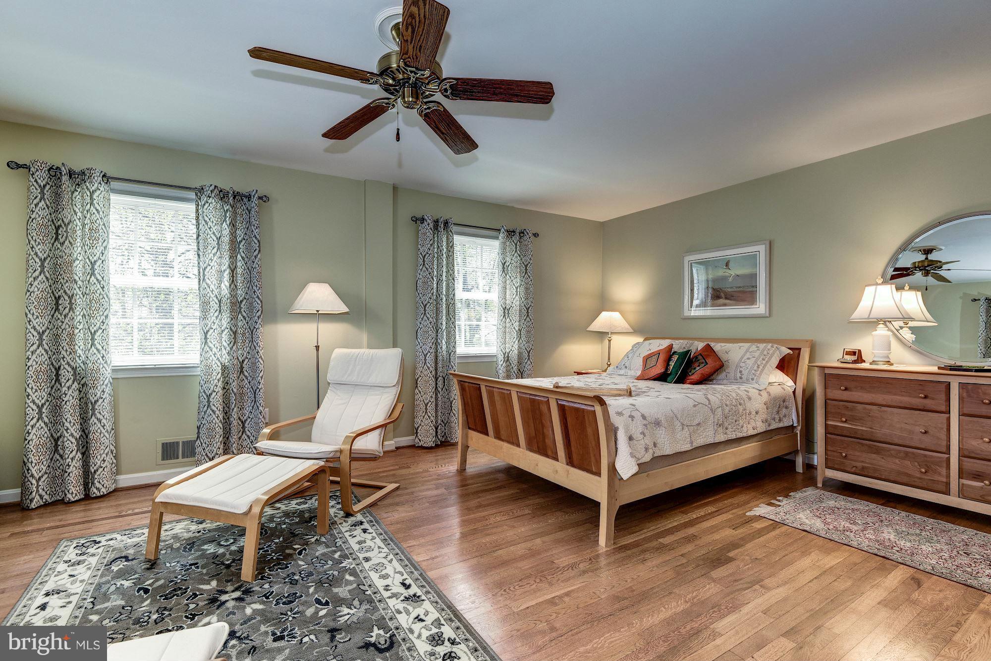 3901 Chain Bridge Road Fairfax, VA 22030 - Photo 14 of 30 Bedroom (Master)