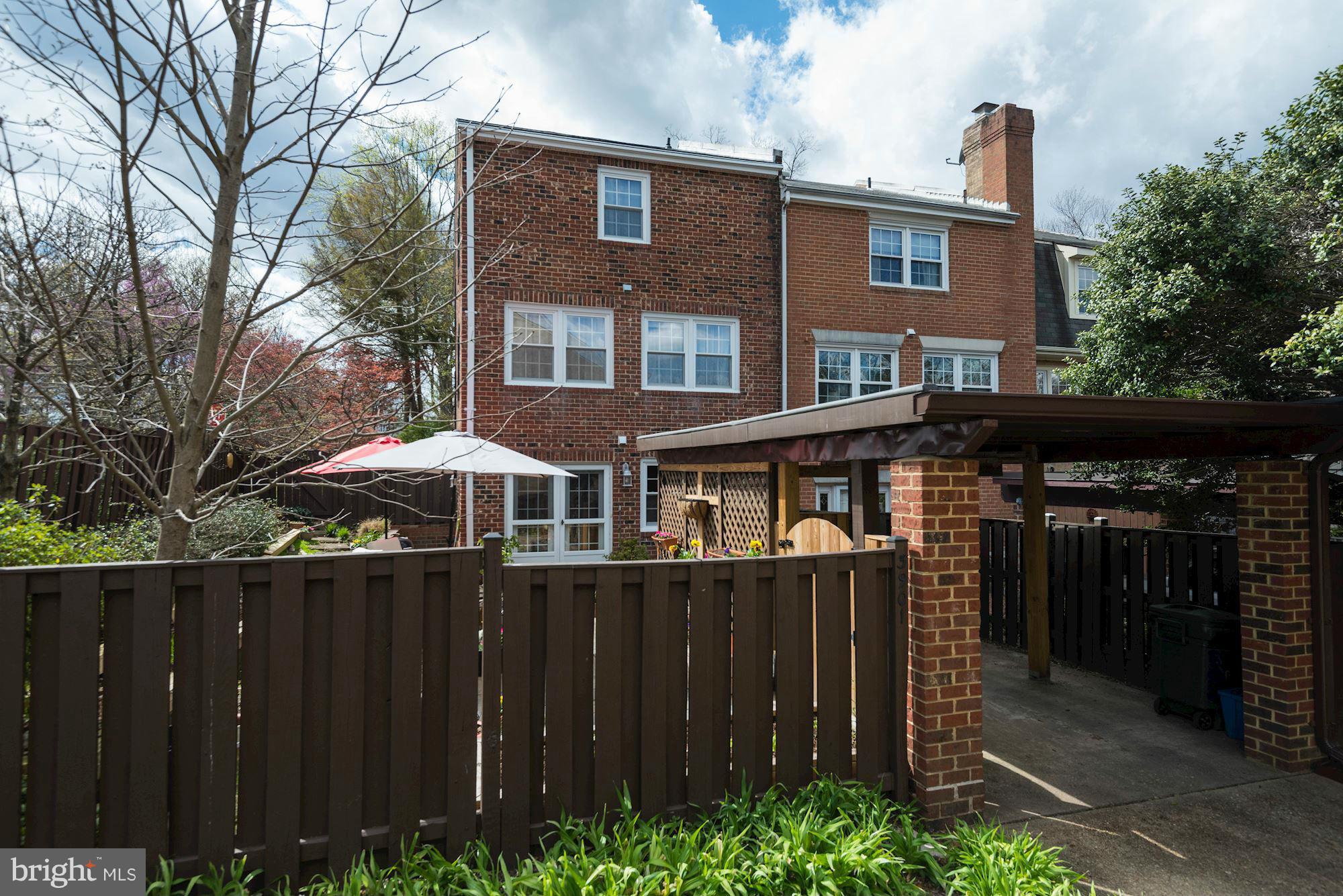 3901 Chain Bridge Road Fairfax, VA 22030 - Photo 30 of 30 Exterior (Rear)