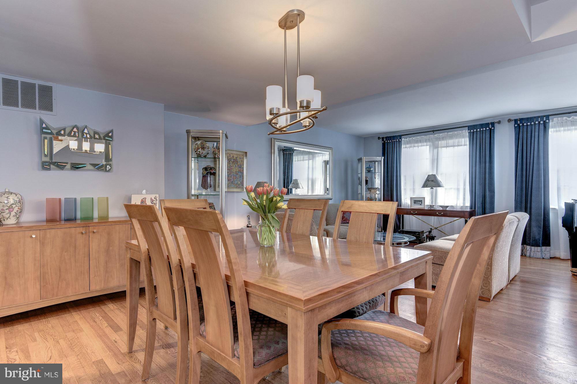 3901 Chain Bridge Road Fairfax, VA 22030 - Photo 8 of 30 Dining Room
