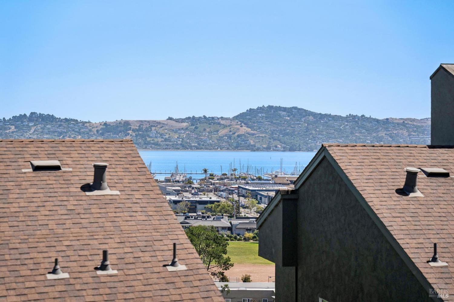 94 Anchorage Road Sausalito, CA 94965 - Photo 30 of 38