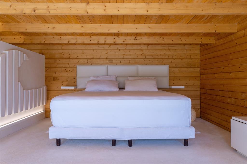 1 Casa Sana Mexico, OUTSIDE OF THE US 70934 - Photo 24 of 36 a spacious bedroom with a bed and a floor