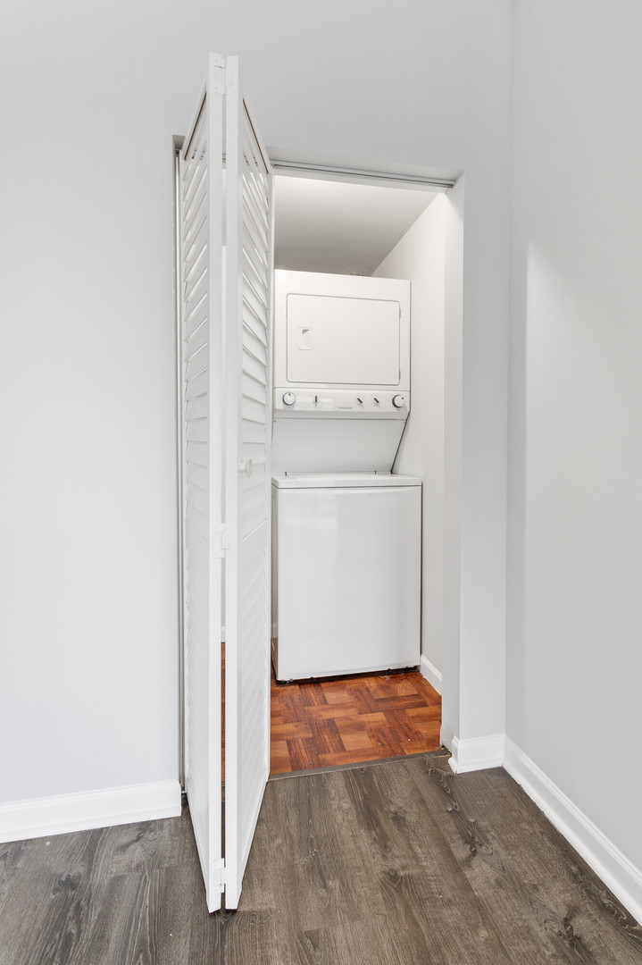 2451 West Howard Street, Unit 511 Chicago, IL 60645 - Photo 10 of 15