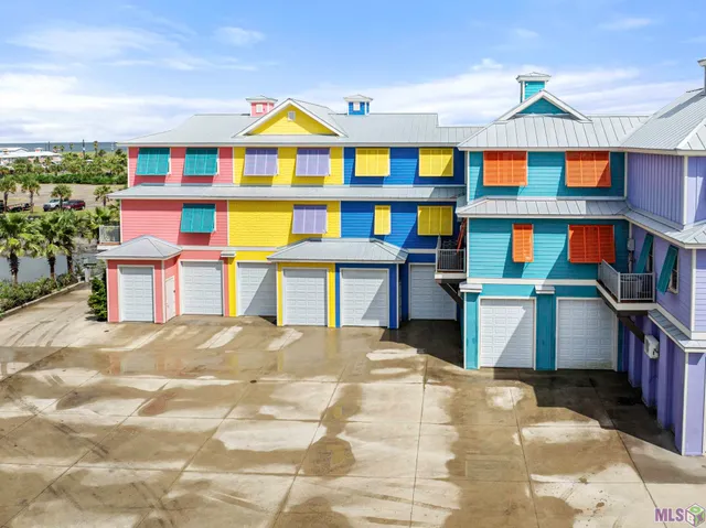$985,000 | 1851 Highway 1, Unit 8, Grand Isle, LA 70358