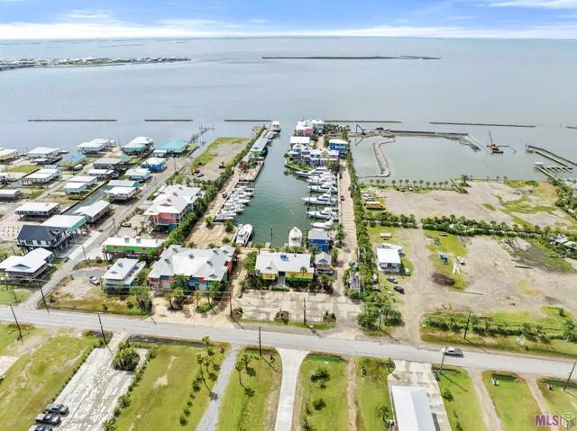 $985,000 | 1851 Highway 1, Unit 8, Grand Isle, LA 70358
