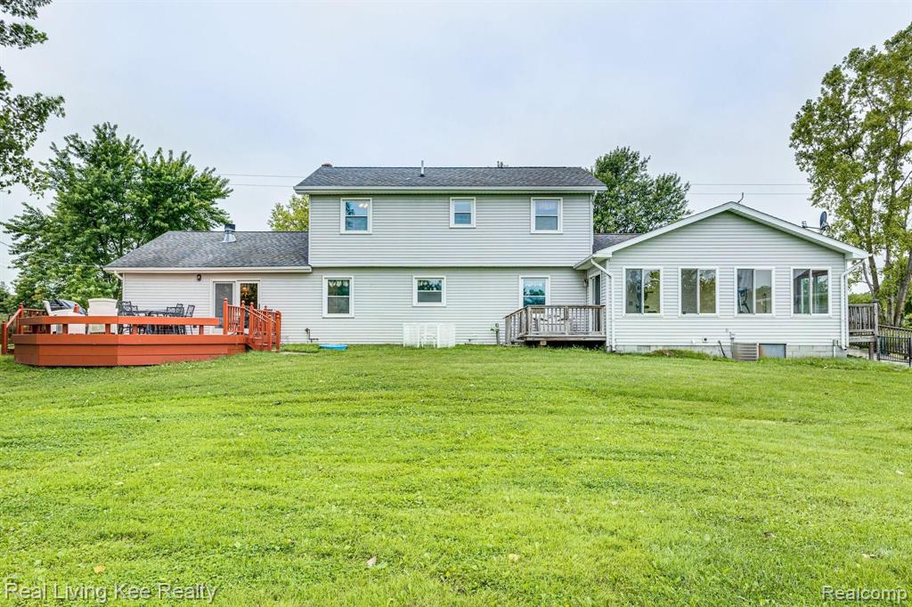 7194 Kilburn Road Jeddo, MI 48032 - Photo 10 of 51