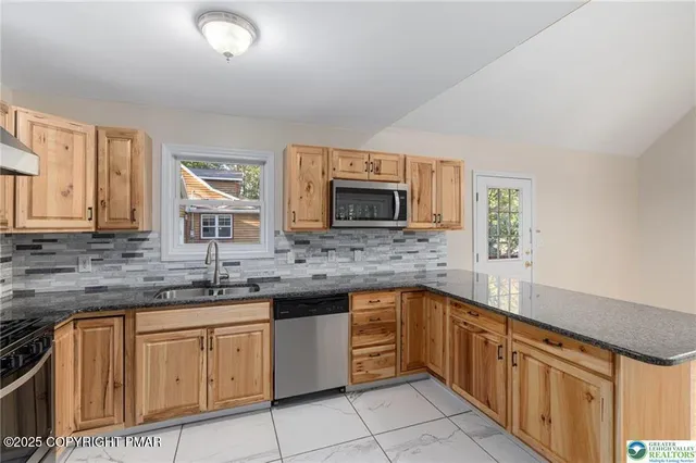 $2,100 | 273 4 Seasons Drive, Drums, PA 18222