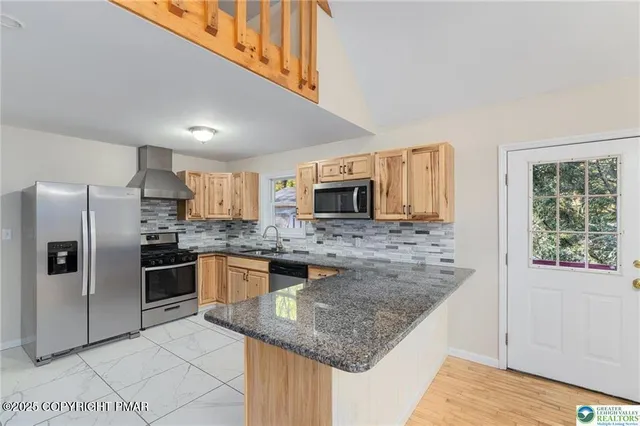 $2,100 | 273 4 Seasons Drive, Drums, PA 18222