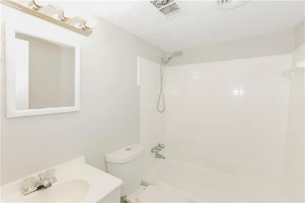 $1,100 | 2055 Alison Court Southwest, Unit 6, Atlanta, GA 30311