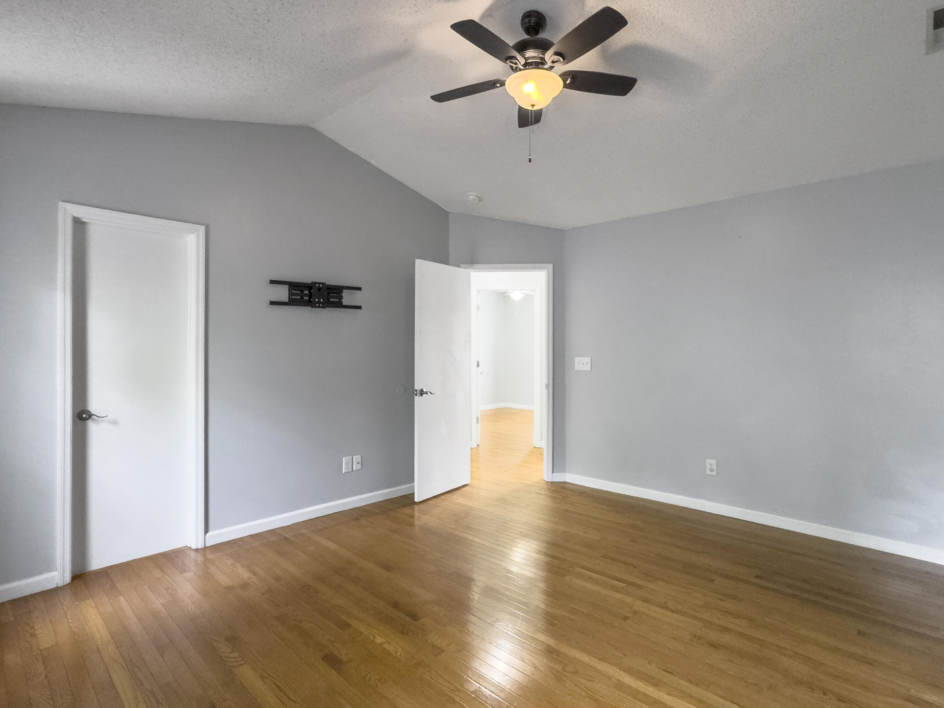 232 2 Pond Loop Ladson, SC 29456 - Photo 22 of 39 Photo Jun 08 2025, 11 35 19 AM