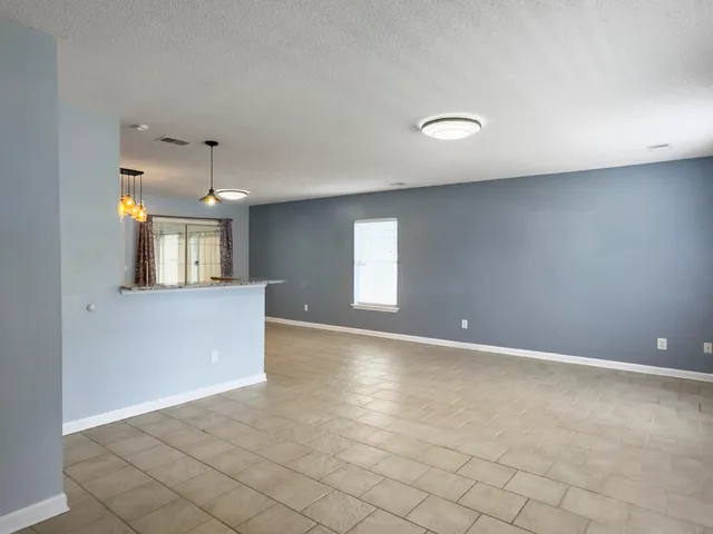 $2,250 | 232 2 Pond Loop, Ladson, SC 29456