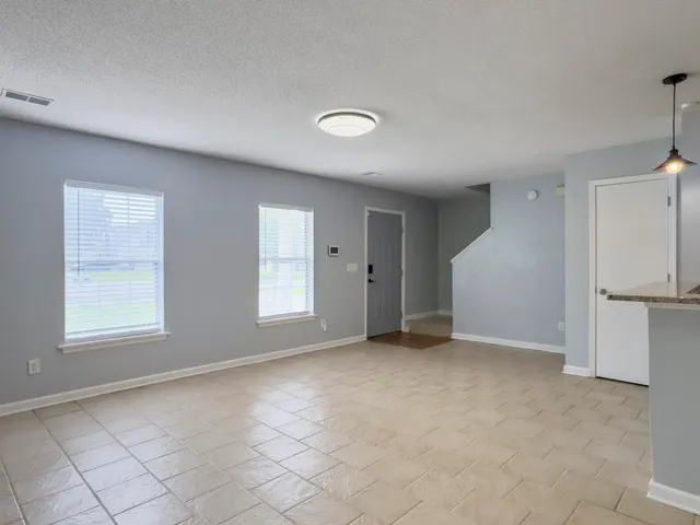 $2,250 | 232 2 Pond Loop, Ladson, SC 29456