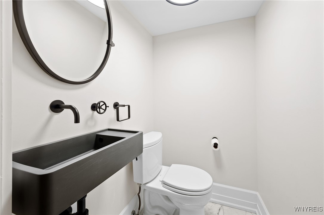 331 Depew Avenue Buffalo, NY 14214 - Photo 20 of 49