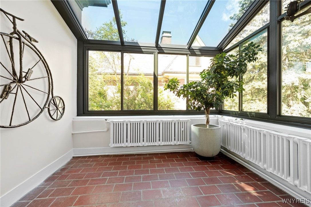 331 Depew Avenue Buffalo, NY 14214 - Photo 21 of 49