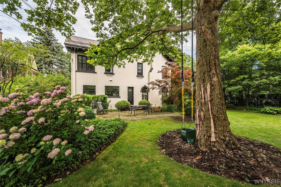 331 Depew Avenue Buffalo, NY 14214 - Photo 39 of 49