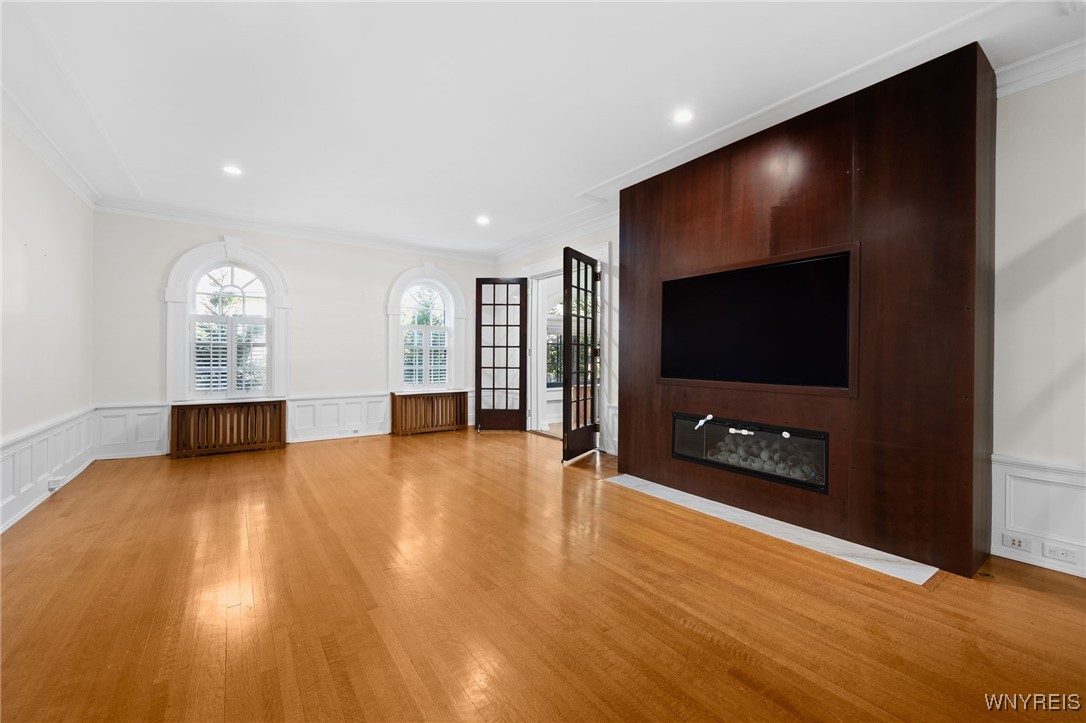 331 Depew Avenue Buffalo, NY 14214 - Photo 6 of 49