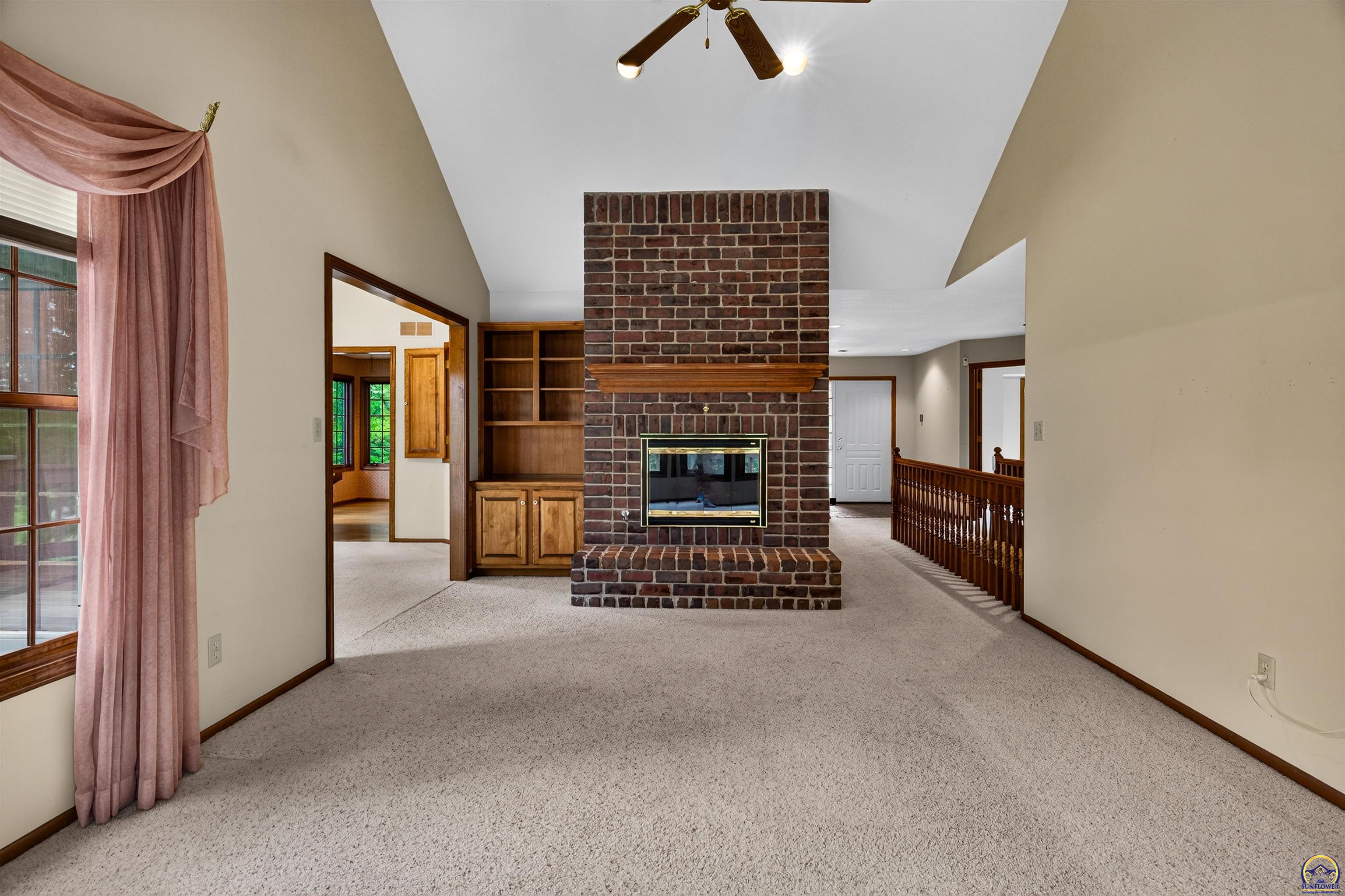 4305 Quail Pointe Road Lawrence, KS 66047 - Photo 9 of 40