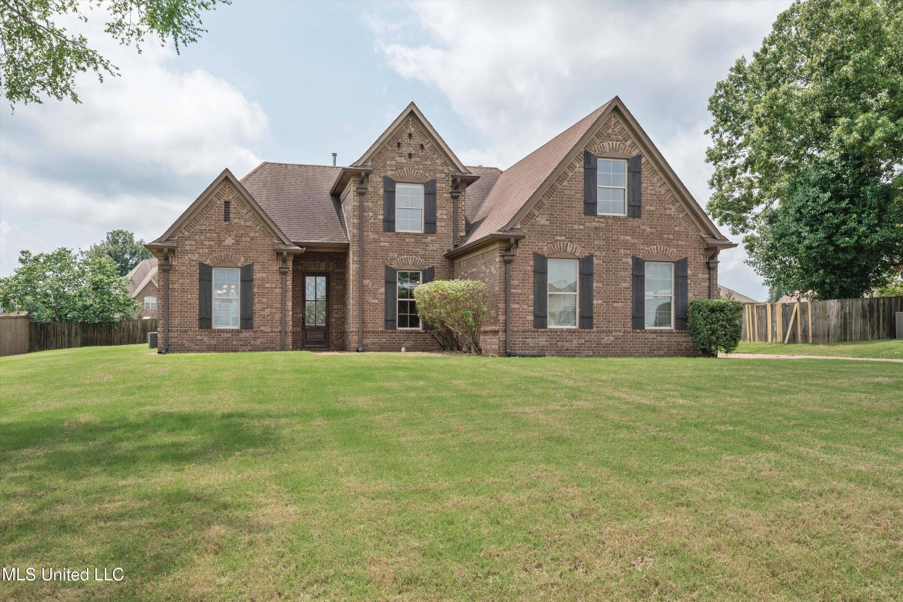 4913 Deer Run Rd, Olive Branch, MS 38654 | MLS #4114051 | Compass