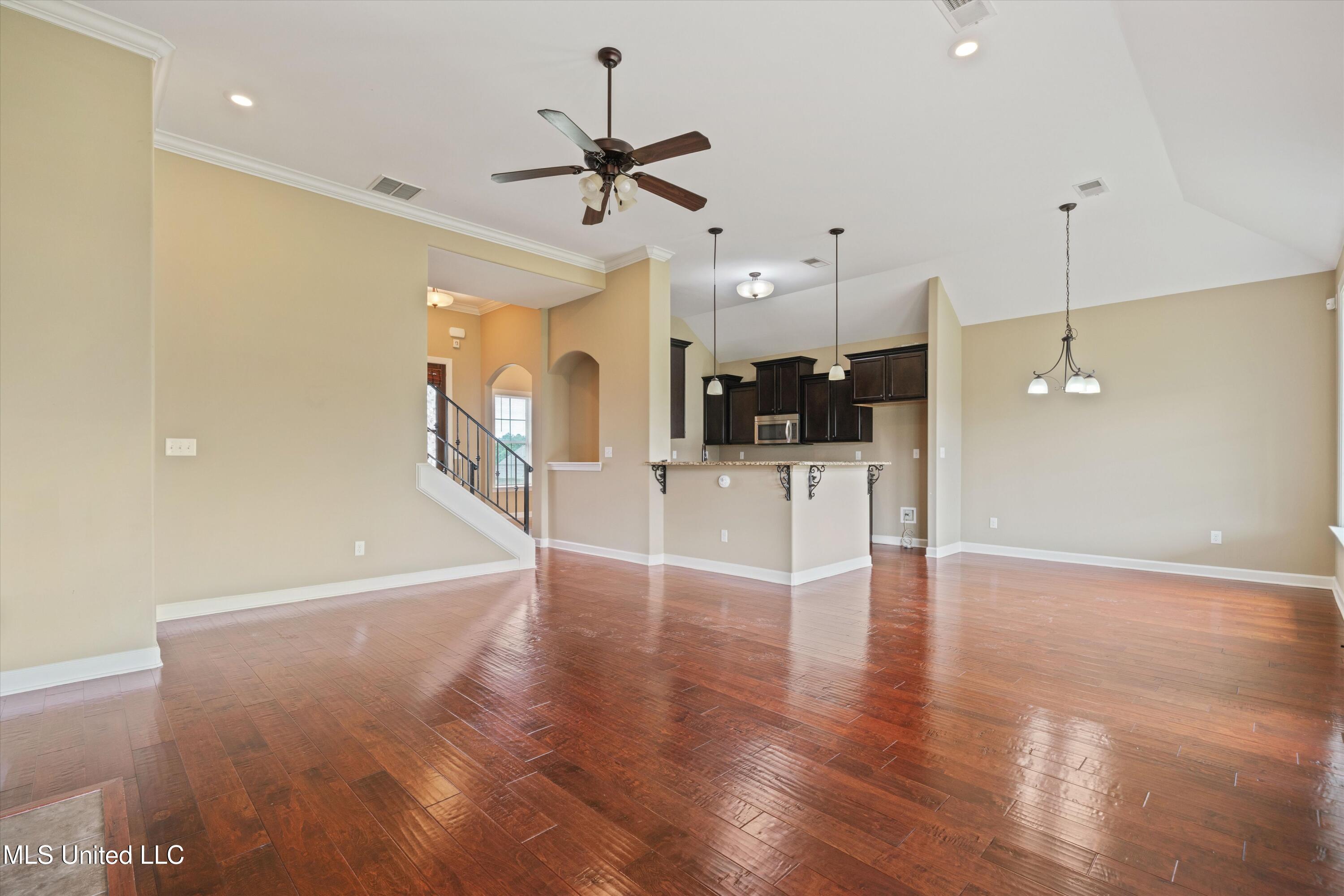 4913 Deer Run Road Olive Branch, MS 38654 - Photo 5 of 26 05-4913 Deer Run Rd-5