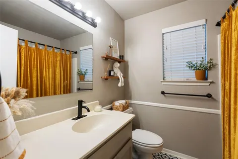 $314,999 | 304 West Windsor Drive, Denton, TX 76207