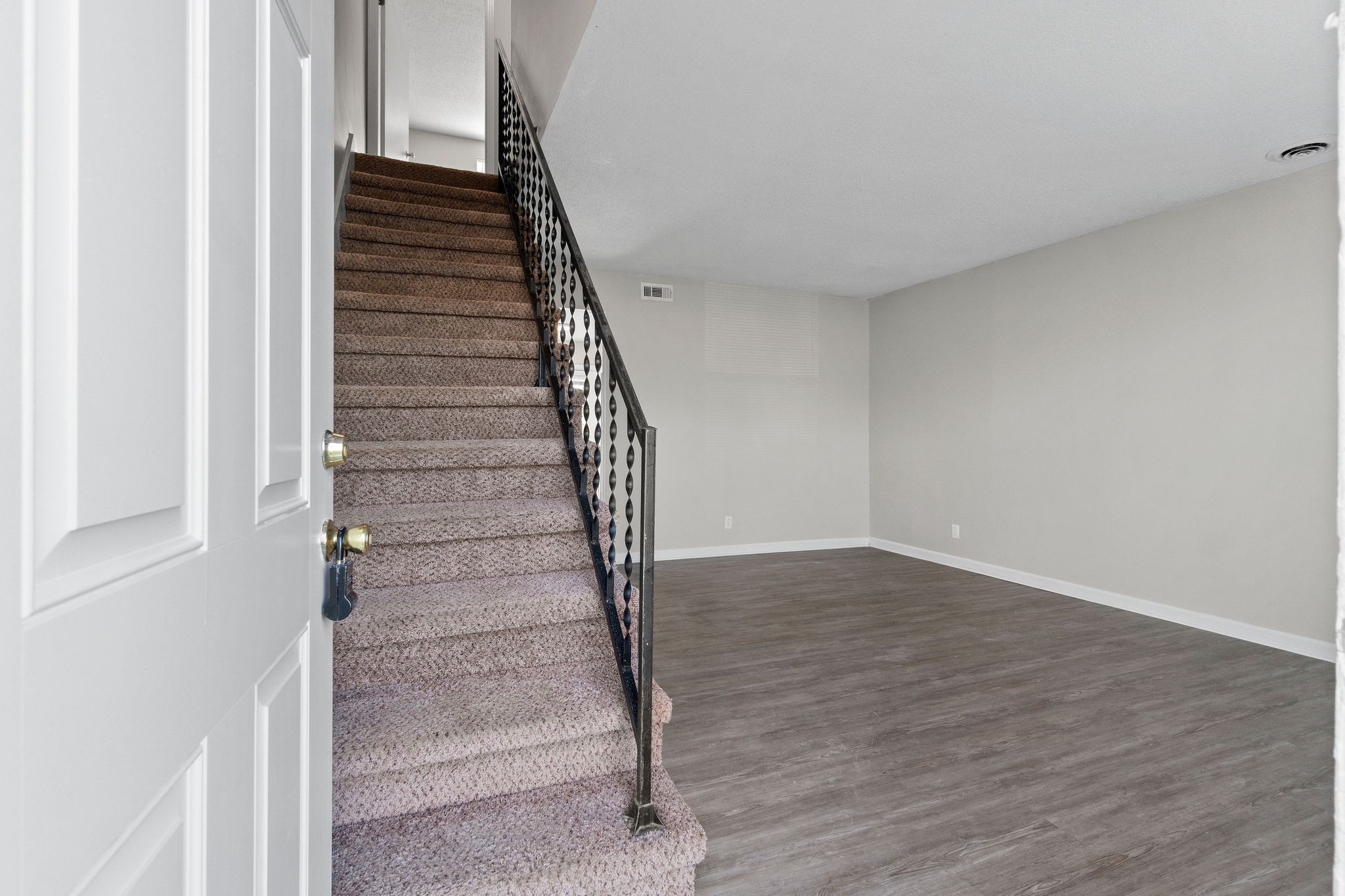 1231 State Line Road, Unit 47 Oak Grove, KY 42262 - Photo 3 of 11 Gallery Image 3