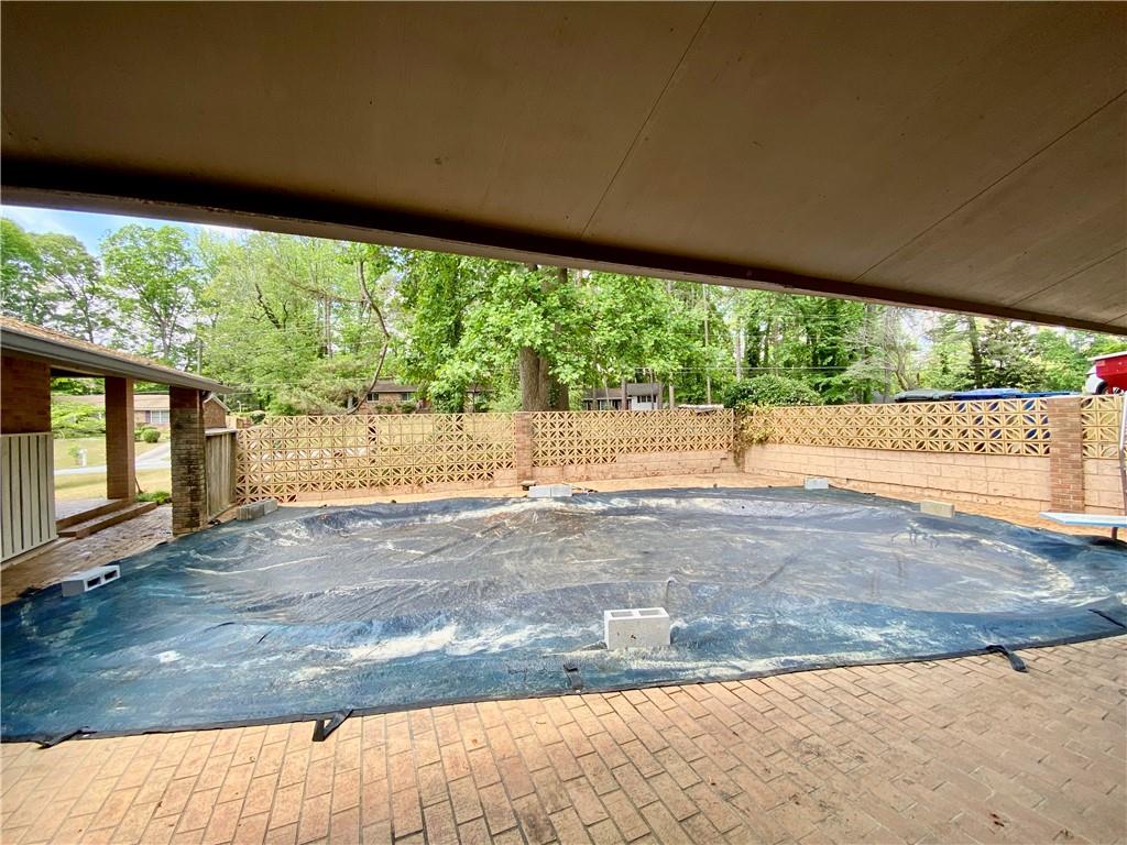 2700 The Fontainebleau Southwest Atlanta, GA 30331 - Photo 14 of 15