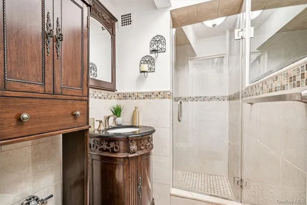 $375,000 | 2835 Webb Avenue, Unit 6C | Kingsbridge Heights