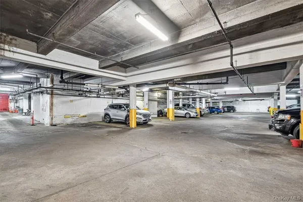 $375,000 | 2835 Webb Avenue, Unit 6C | Kingsbridge Heights
