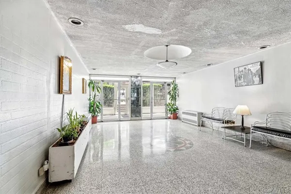 $375,000 | 2835 Webb Avenue, Unit 6C | Kingsbridge Heights