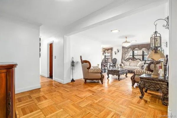 $375,000 | 2835 Webb Avenue, Unit 6C | Kingsbridge Heights