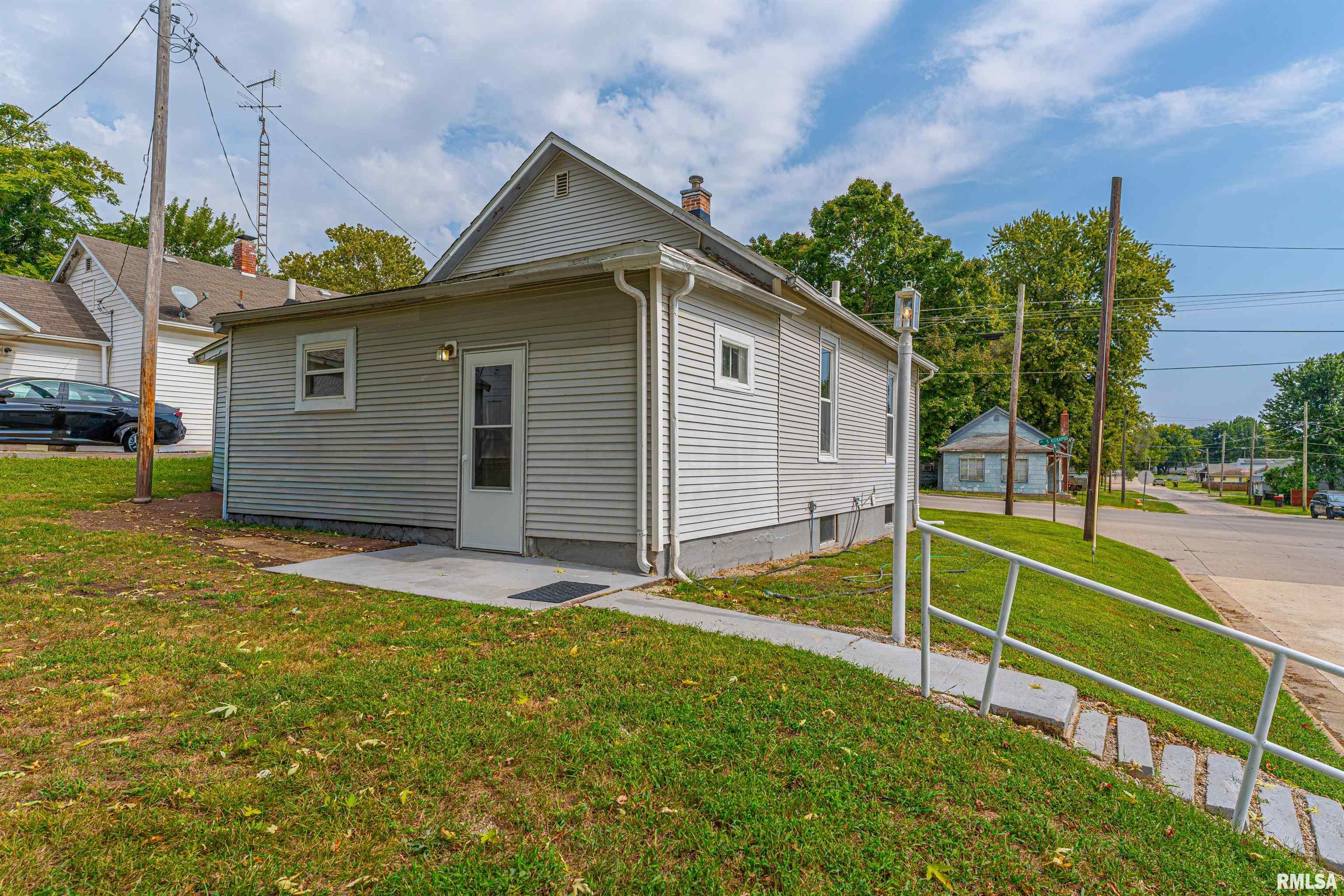 627 South Kickapoo Street Lincoln, IL 62656 - Photo 14 of 15 Gallery Image 14