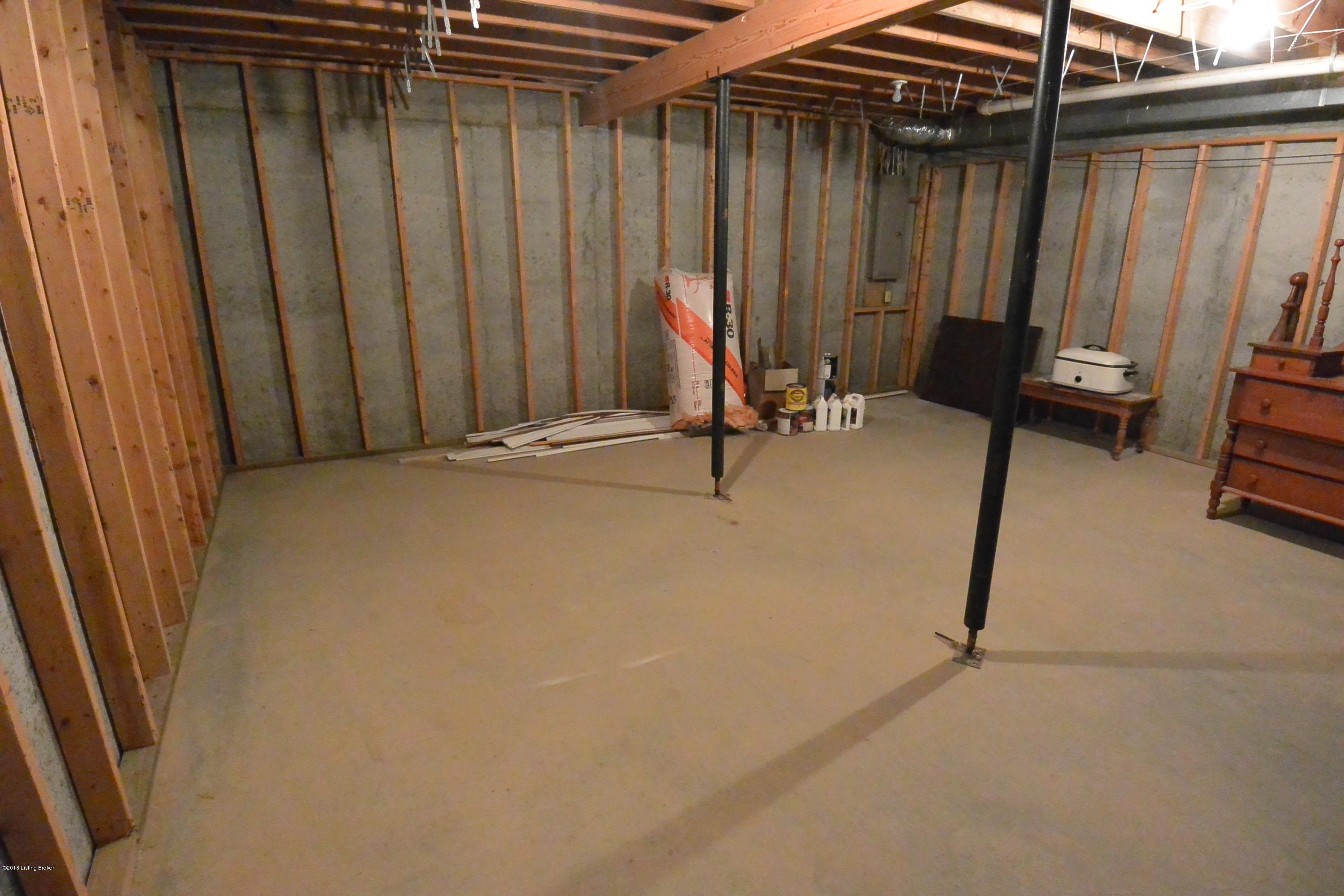 9975 Bloomfield Road Bloomfield, KY 40008 - Photo 27 of 49 Basement
