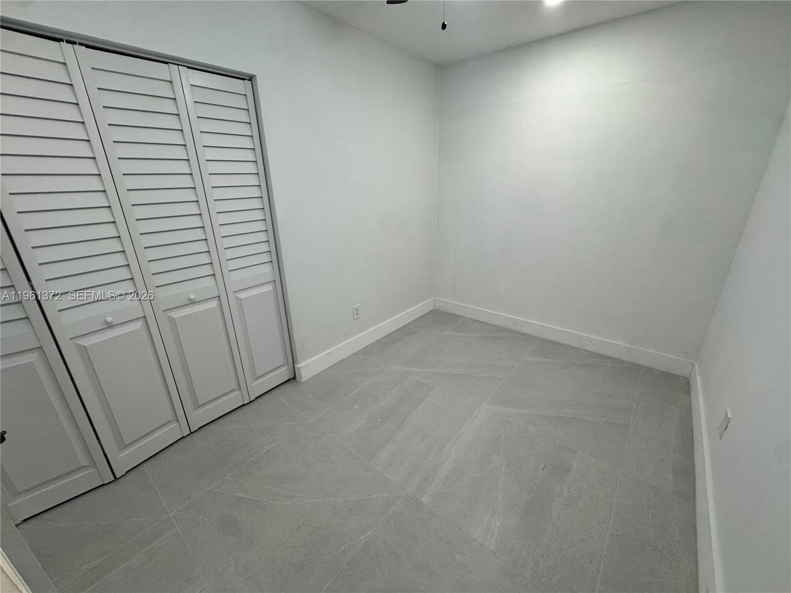 10245 Southwest 37th Terrace Miami, FL 33165 - Photo 12 of 22