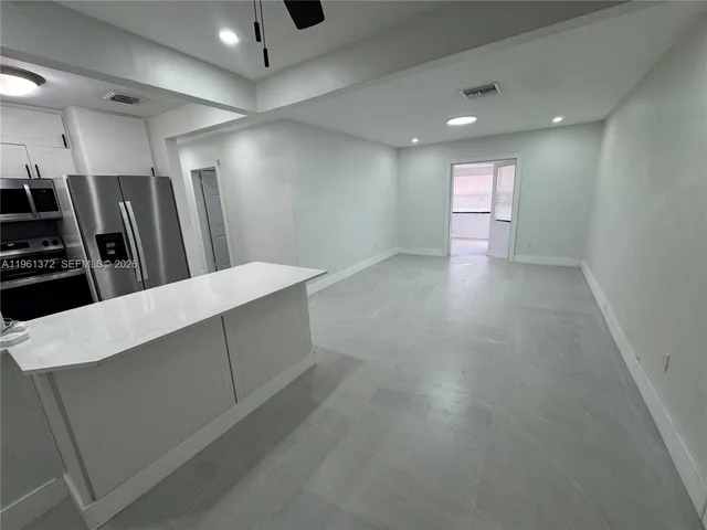 $3,400 | 10245 Southwest 37th Terrace, Miami, FL 33165