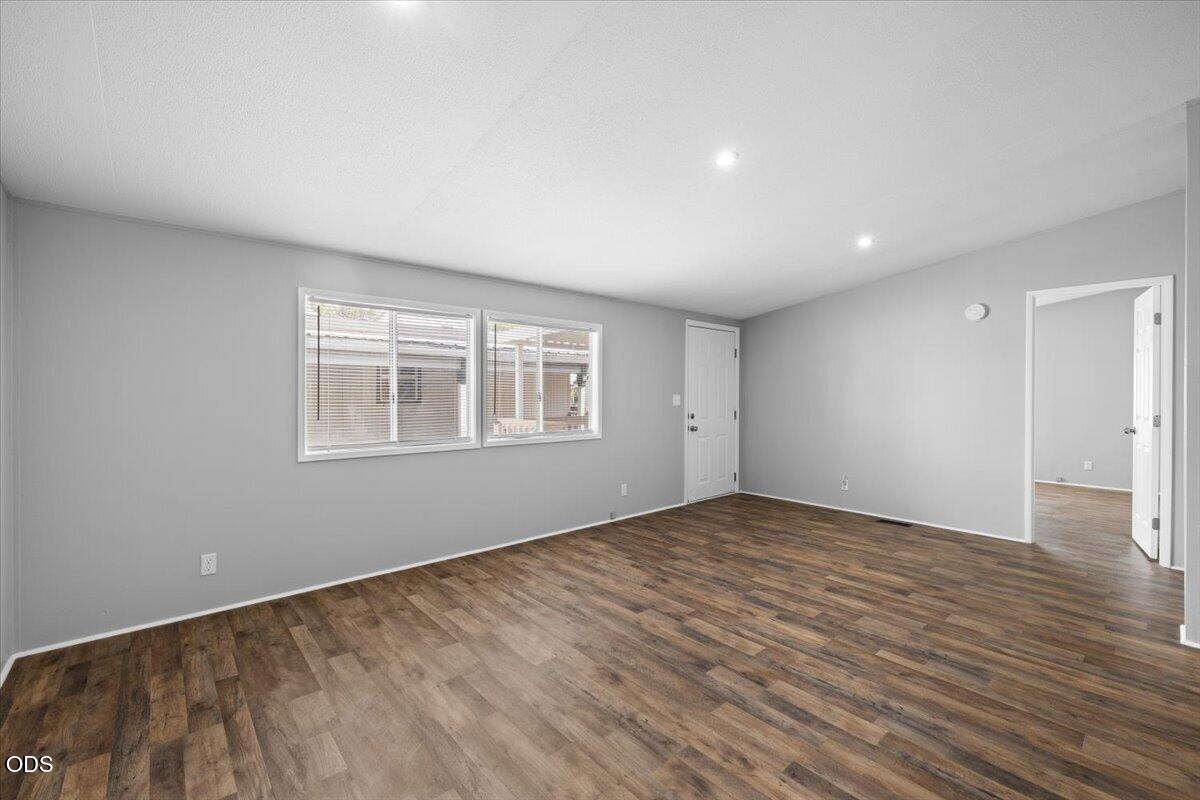 6850 Downing Road, Unit SPC 60 Central Point, OR 97502 - Photo 6 of 26