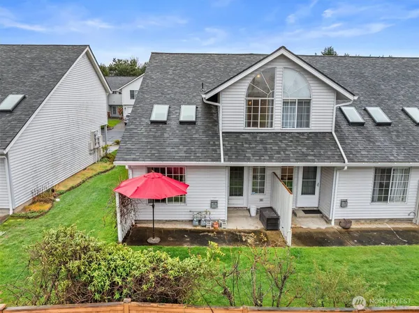 $385,000 | 1203 24th Ave Court, Unit F, Milton, WA 98354