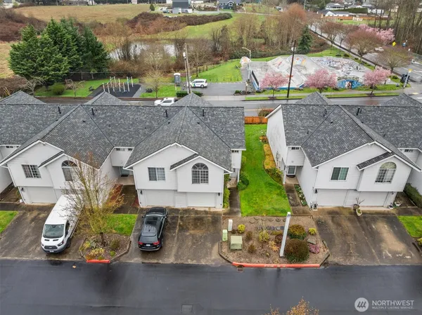 $385,000 | 1203 24th Ave Court, Unit F, Milton, WA 98354