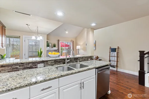 $385,000 | 1203 24th Ave Court, Unit F, Milton, WA 98354