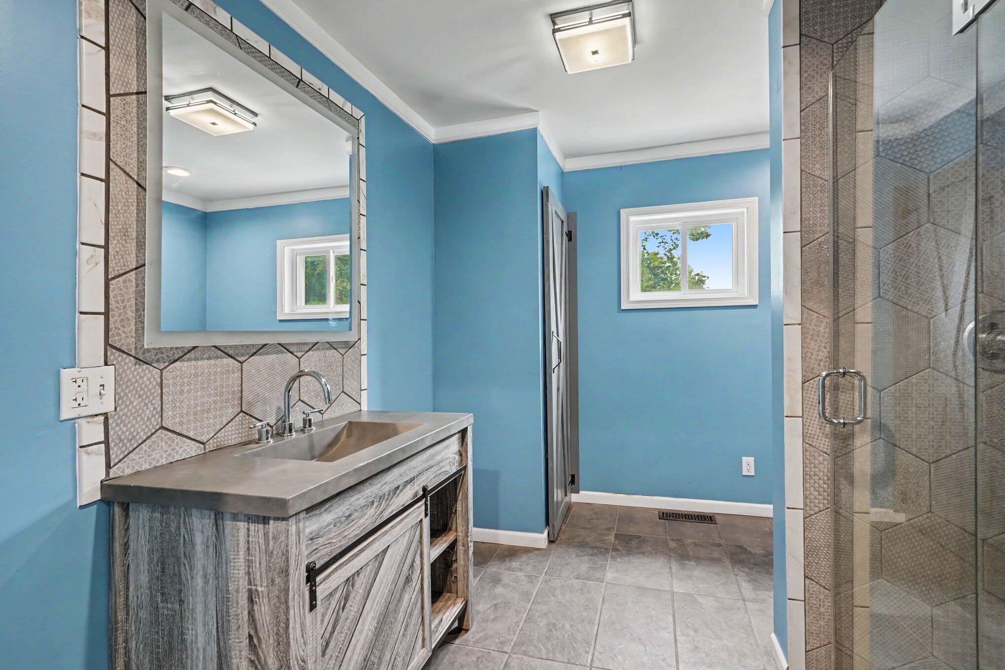 6129 Old State Road North Branch, MI 48461 - Photo 20 of 29 021-Full bath 3