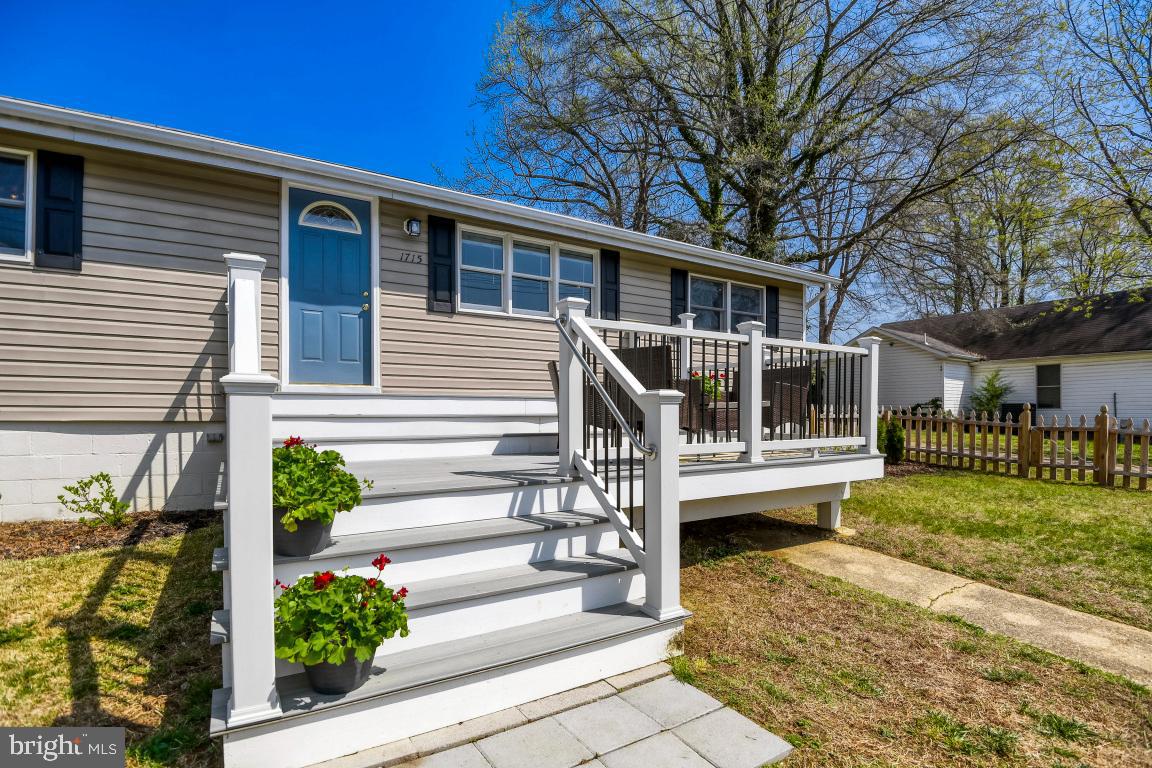 1715 Tacoma Road Edgewater, MD 21037 - Photo 20 of 31 Front