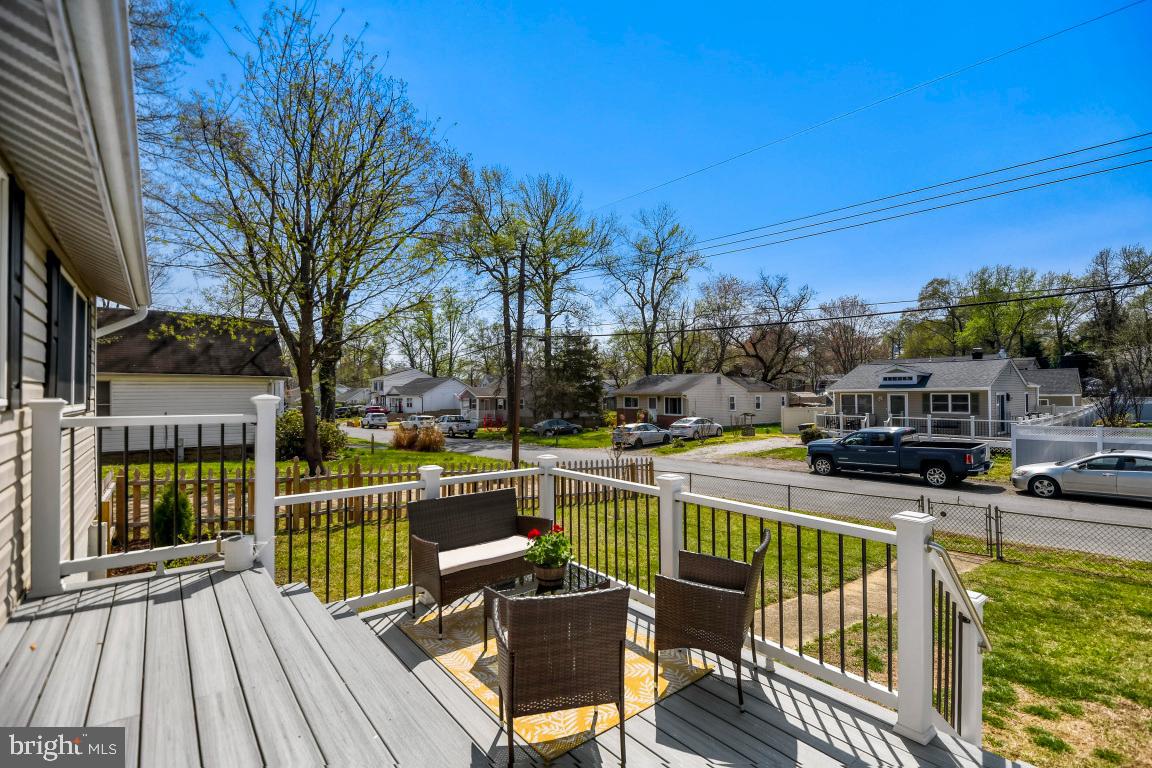1715 Tacoma Road Edgewater, MD 21037 - Photo 2 of 31 Front Porch