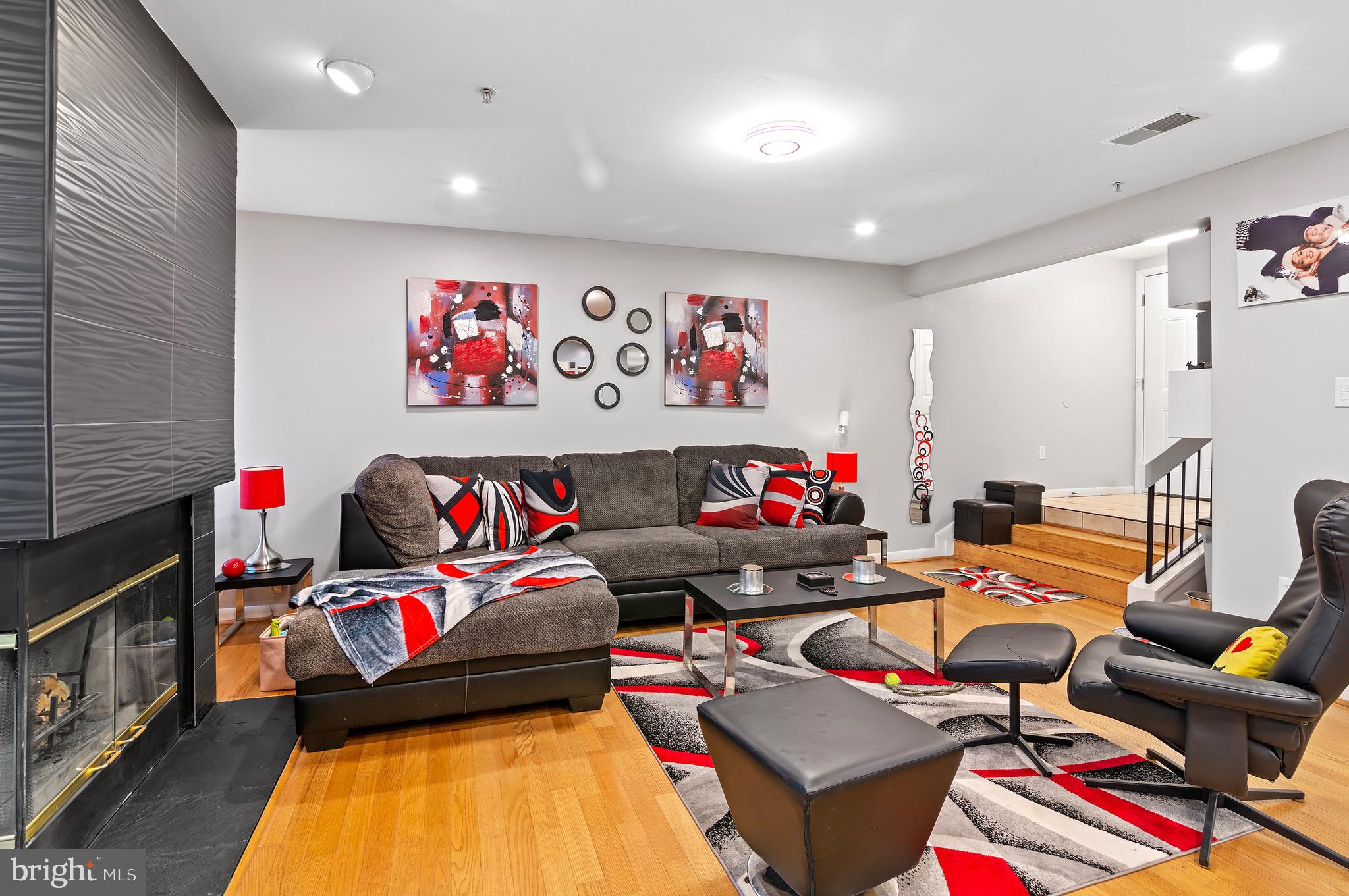 3437 Hewitt Avenue, Unit 208 Silver Spring, MD 20906 - Photo 7 of 26 Living/Family Room