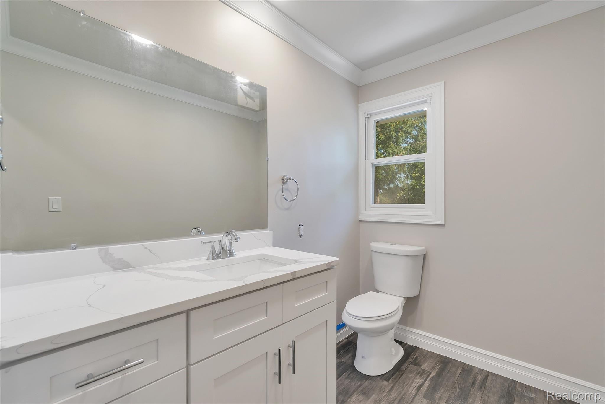 6149 Kings Scepter Road Grand Blanc, MI 48439 - Photo 37 of 48 37-6149 Kings Scepter Rd-WindowStil.jpg