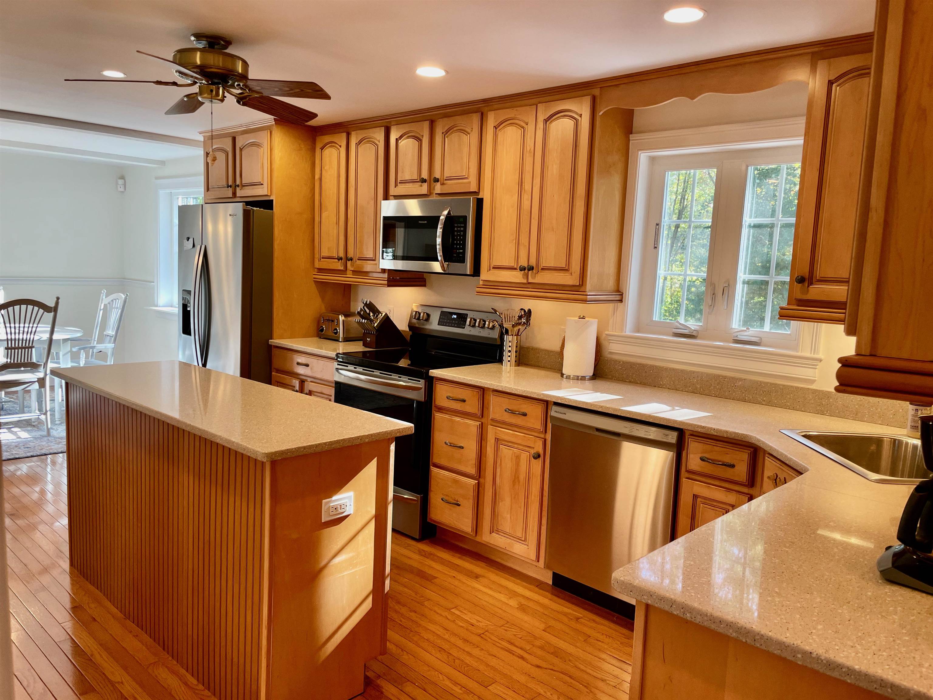 11 Richard Road Rye, NH 03870 - Photo 3 of 32