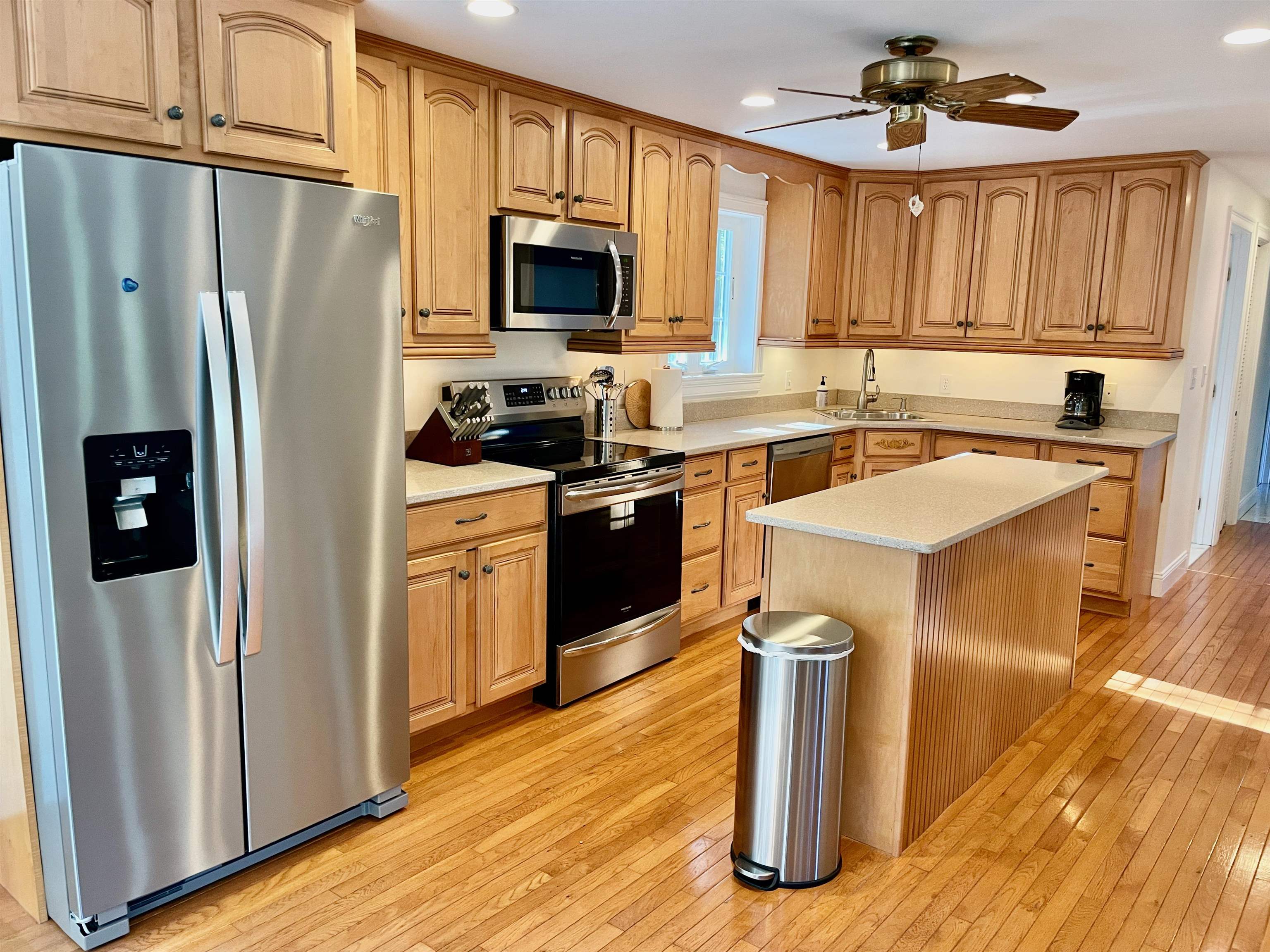 11 Richard Road Rye, NH 03870 - Photo 4 of 32