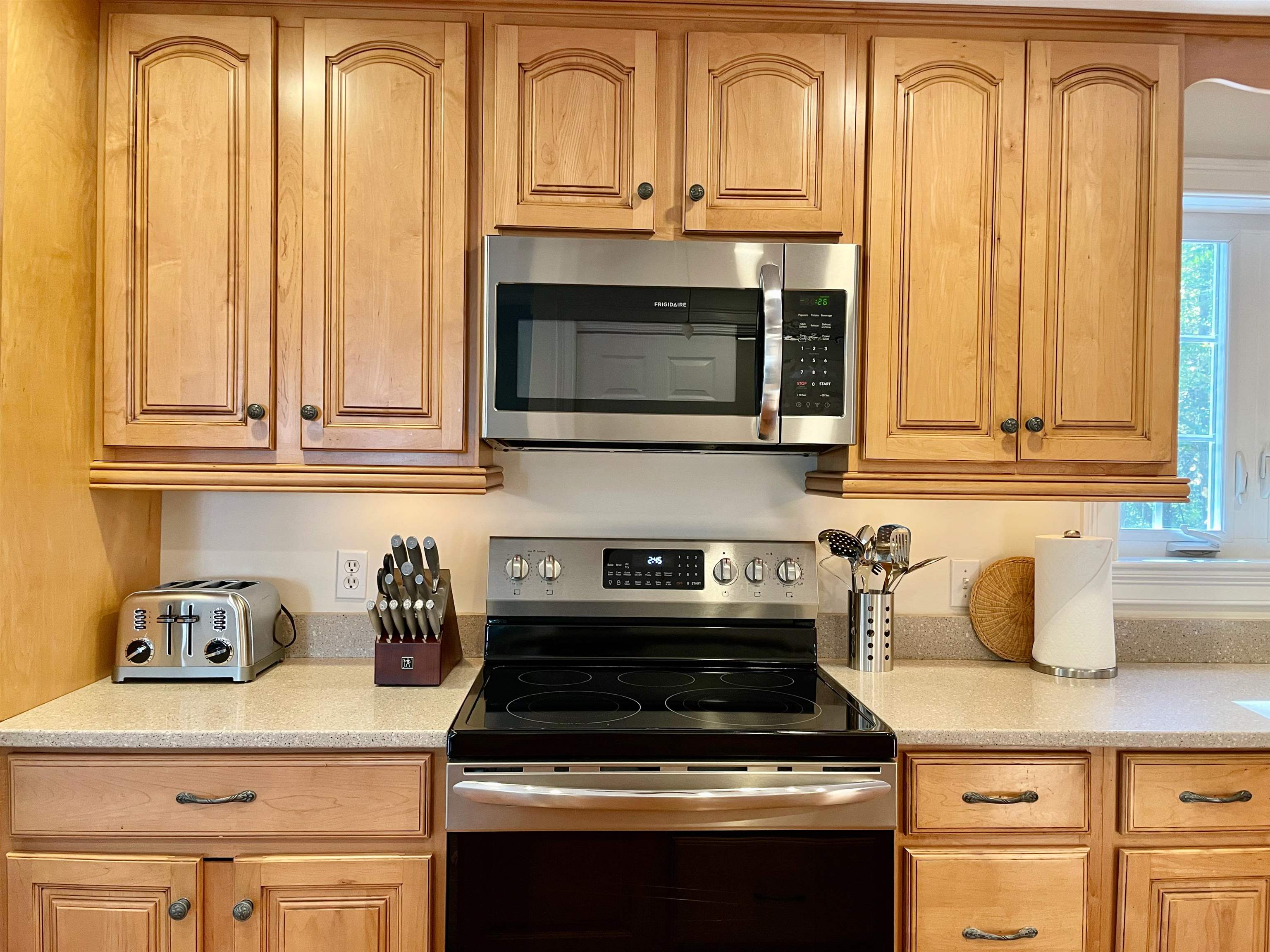 11 Richard Road Rye, NH 03870 - Photo 5 of 32