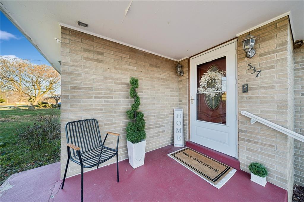 537 Ridgeview Road Mount Pleasant, PA 15666 - Photo 4 of 34 Gallery Image 4