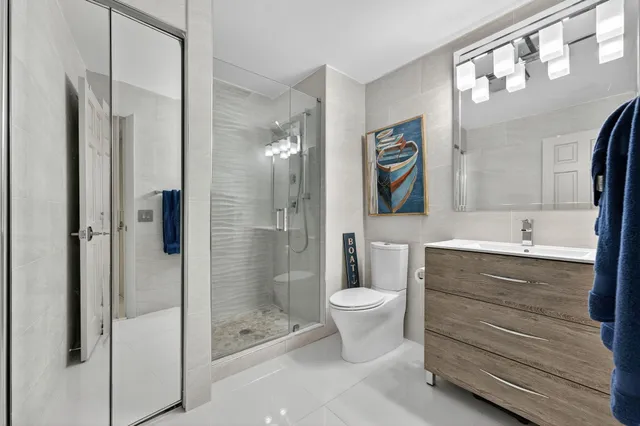 $319,995 | 8450 Casa Del Lago, Unit J, Boca Raton, FL 33433