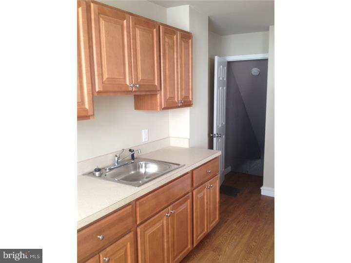 7105 Rutland Street Philadelphia, PA 19149 - Photo 10 of 25 Kitchen