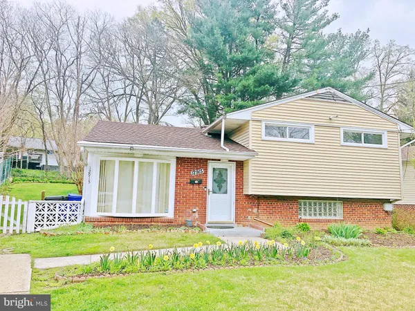 $3,400 | 12915 Grenoble Drive, Rockville, MD 20853